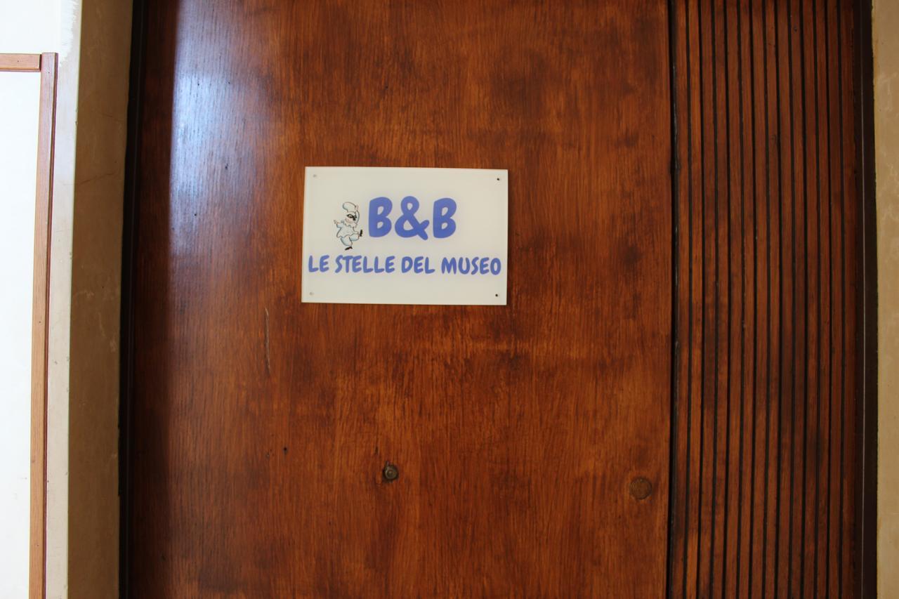 B&B Le Stelle Del Museo 那不勒斯 外观 照片